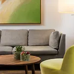 1st Creatif Elephant Hotel Munich