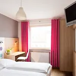 1st Creatif Elephant Hotel Munich