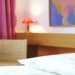 1st Creatif Elephant Hotel 3*
