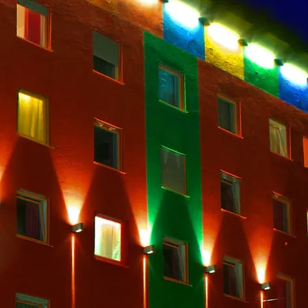 1st Creatif Elephant 3* München