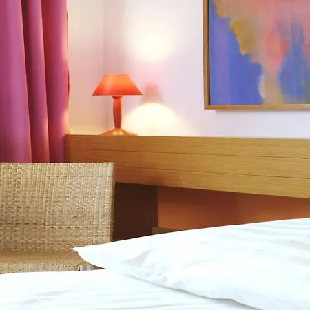 1st Creatif Elephant Hotel 3*
