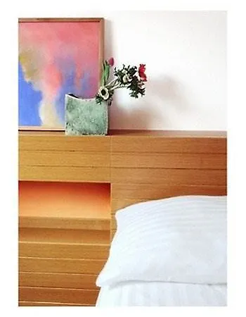 1st Creatif Elephant Hotel