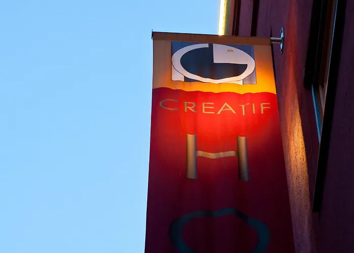 1st Creatif Elephant 3*