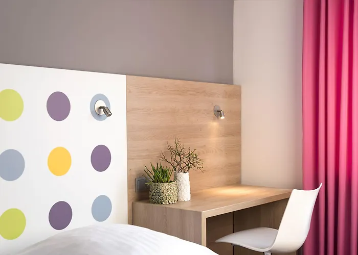 1st Creatif Elephant Munich