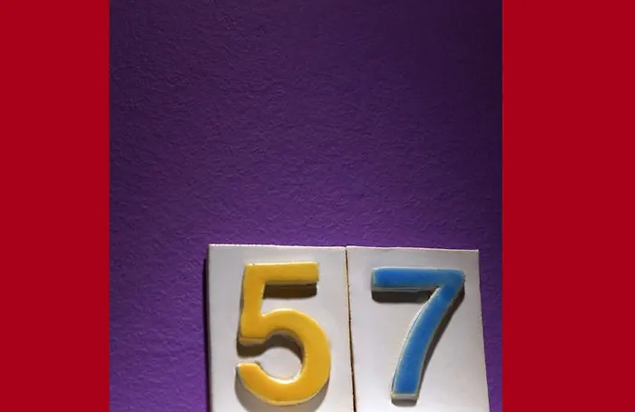 1st Creatif Elephant Munich