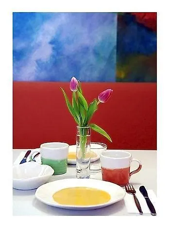 1st Creatif Elephant Hotel